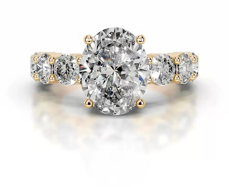 Queen Abby Moissanite Rings
