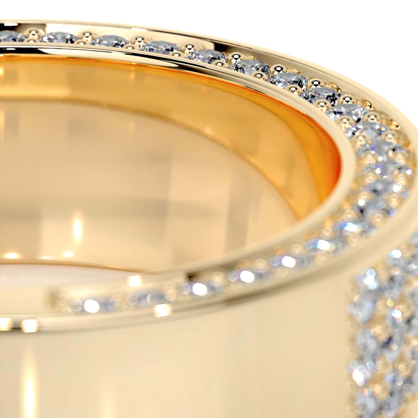 18K Queen Victoria Full Pavé Moissanite Band (1.3mm)