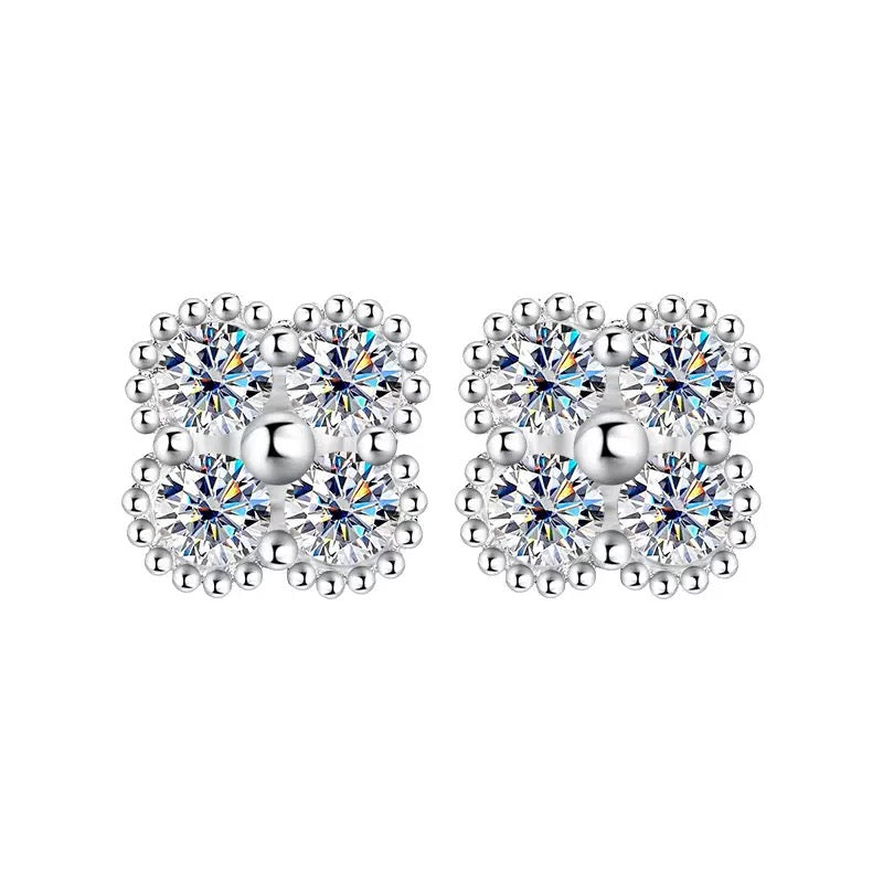 Amelia Clover Moissanite Set