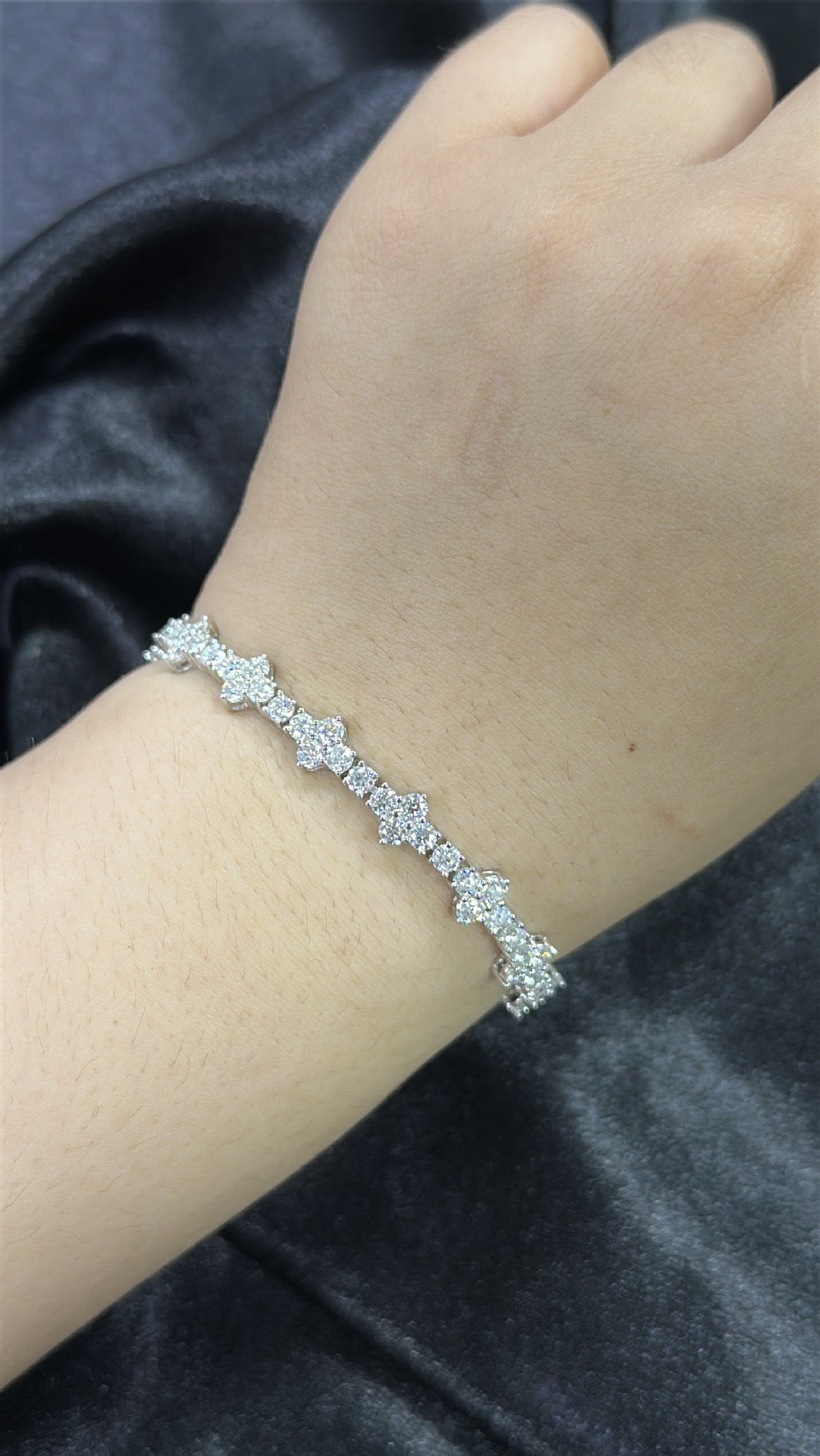 Queen Ariani Moissanite Bracelet