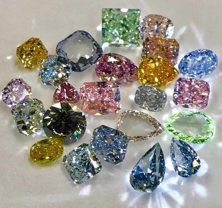 Colored Moissanite