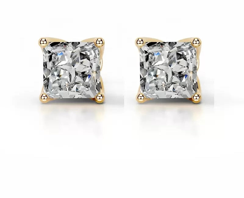 18k Queen Ayla Moissanite Stud Earrings