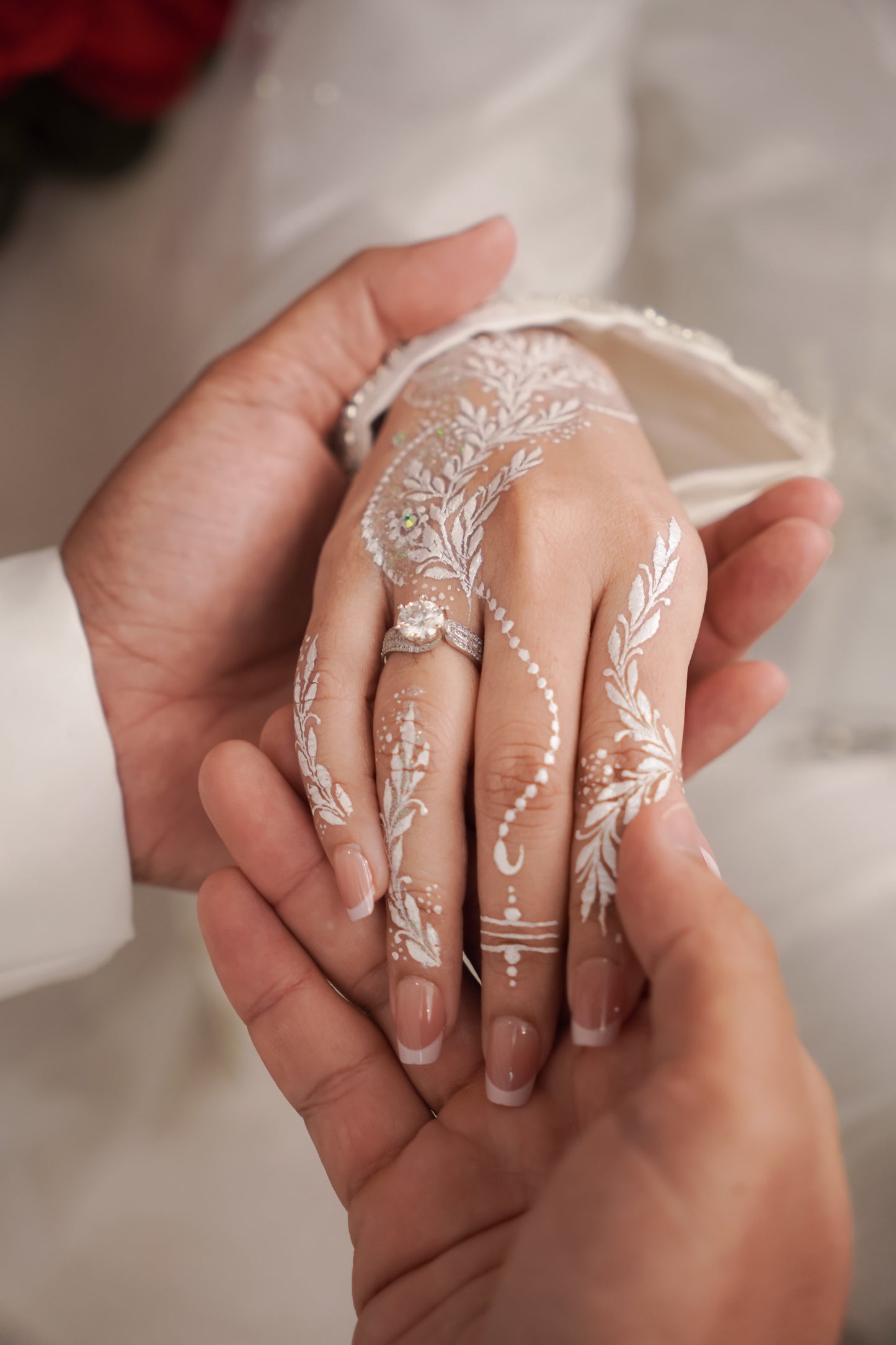 Queen Miera Moissanite Ring
