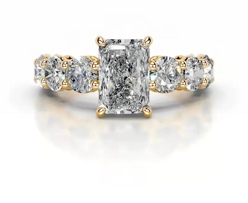 Queen Abby Moissanite Rings