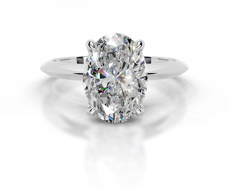 2CT Queen Anastasia Oval Solitare Moissanite Ring