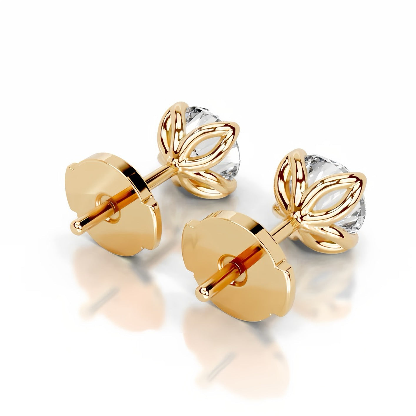 18k Queen Ayla Moissanite Stud Earrings