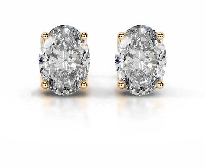 18k Queen Ayla Moissanite Stud Earrings