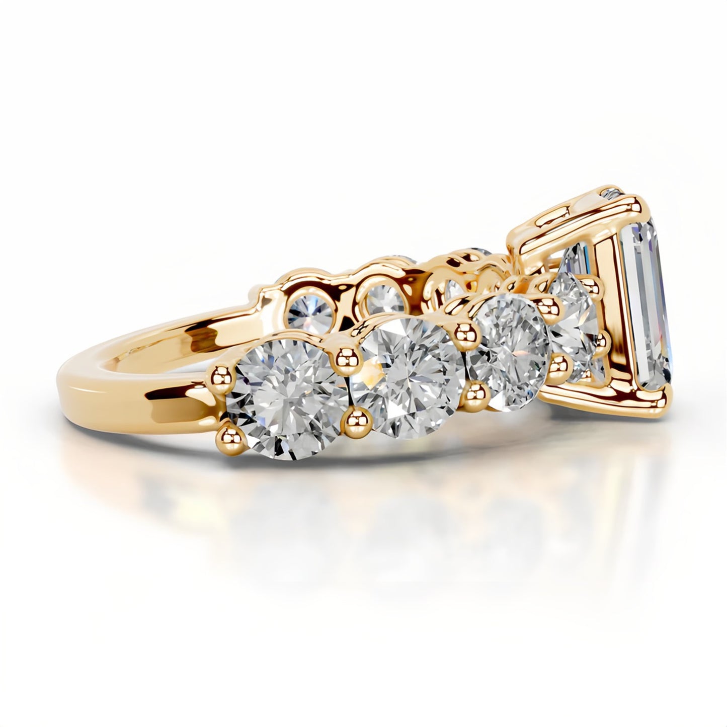 Queen Abby Moissanite Rings