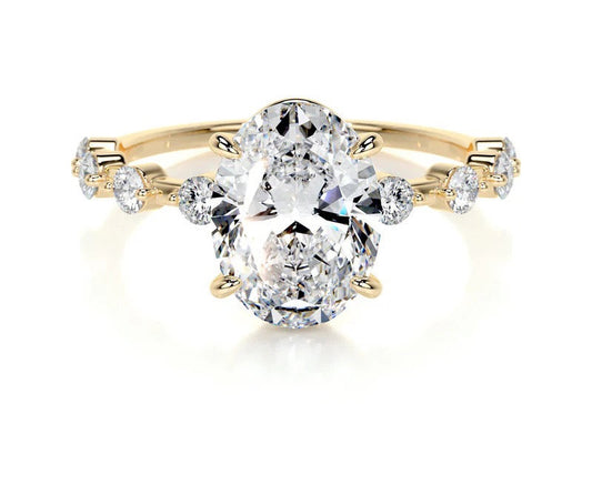 2CT Queen Siti Oval Cut Moissanite Ring