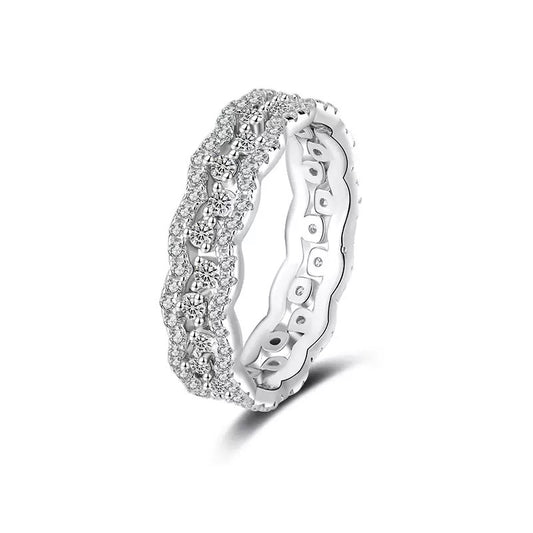 Queen Lisa Lace Eternity Moissanite Band
