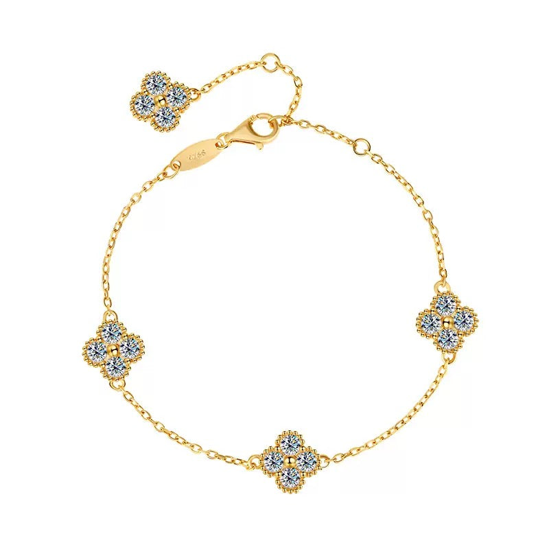 Amelia Clover Moissanite Bracelet
