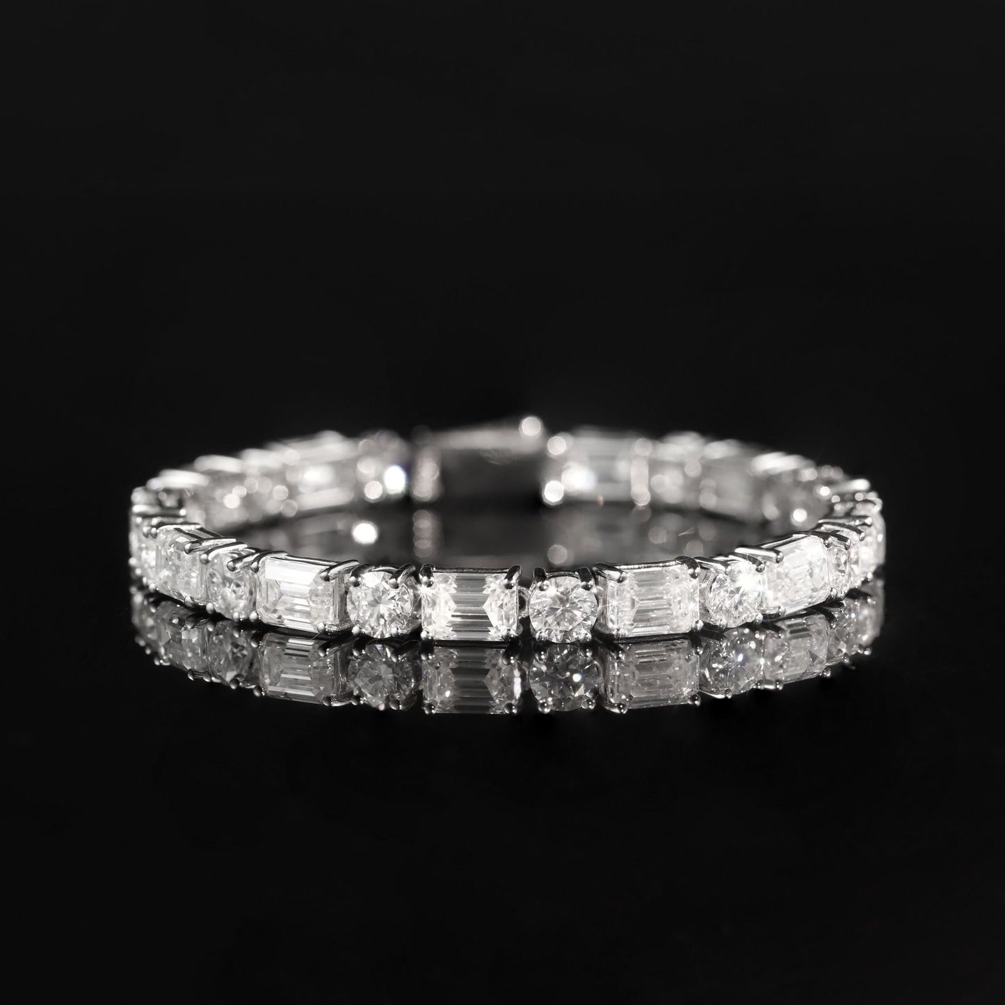 Queen Zavia Moissanite Bracelet