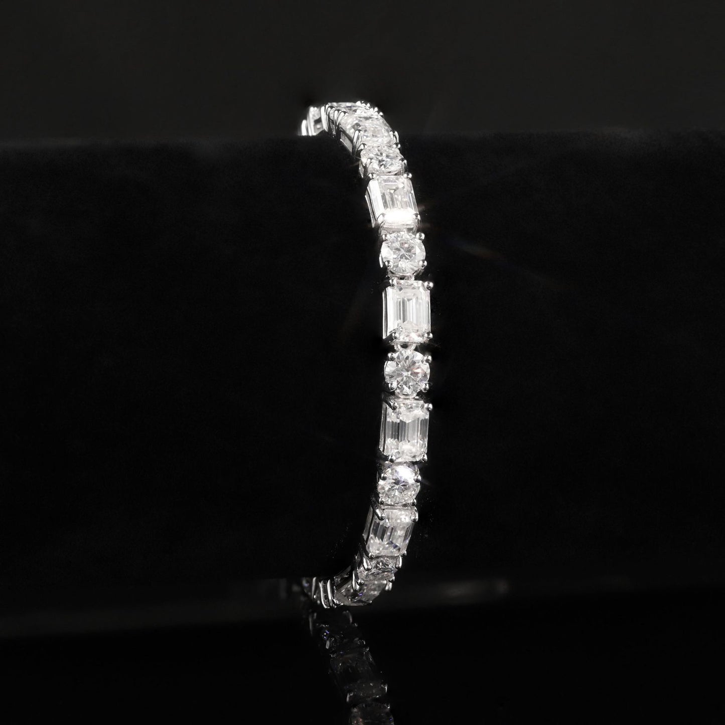 Queen Zavia Moissanite Bracelet