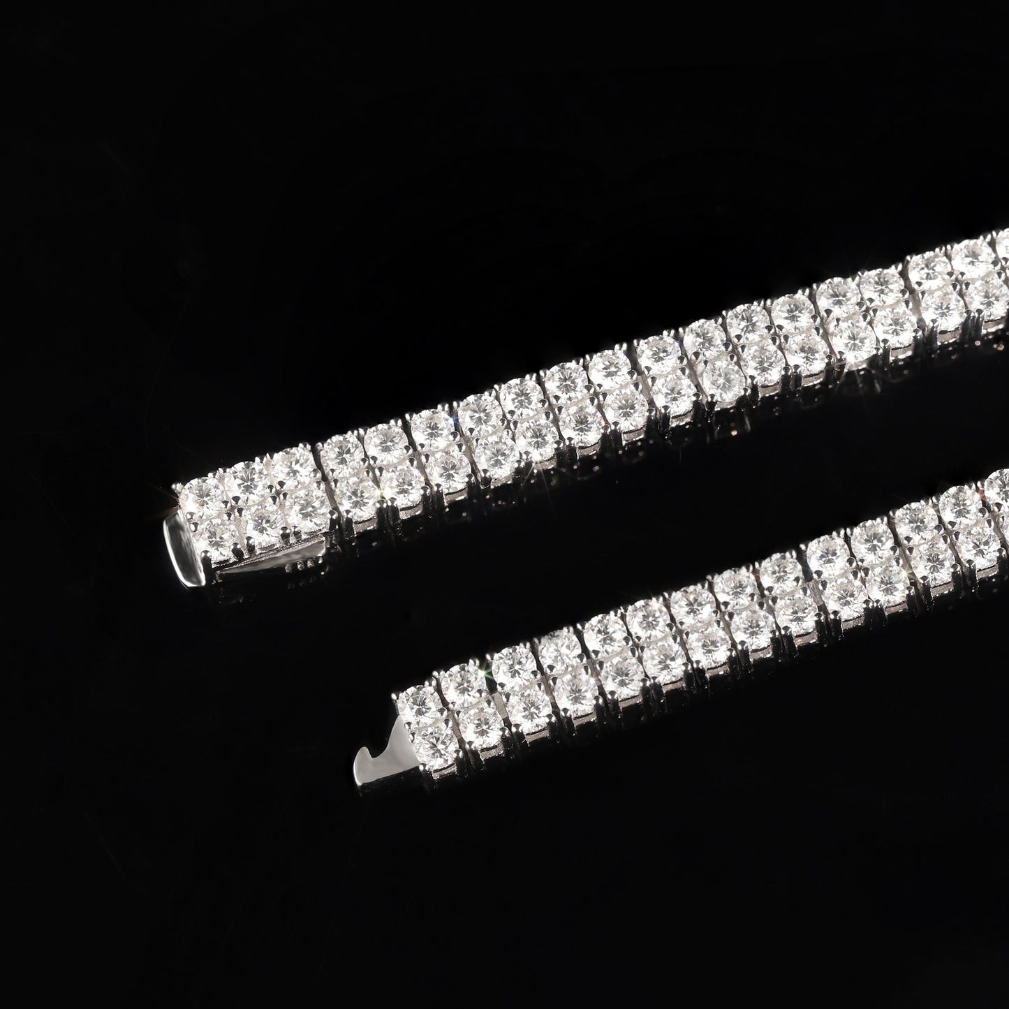 Queen Huda Moissanite Bracelete