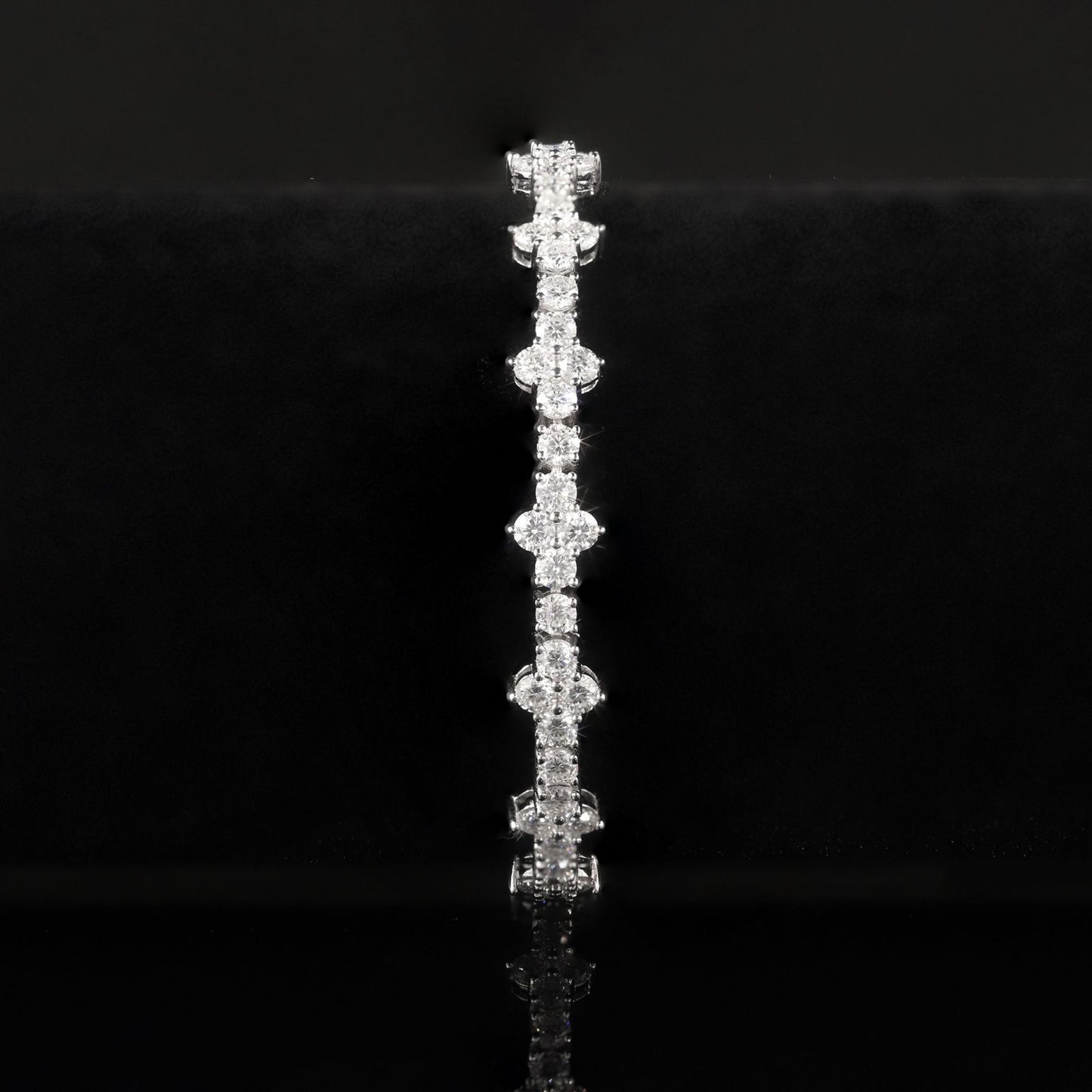 Queen Ariani Moissanite Bracelet
