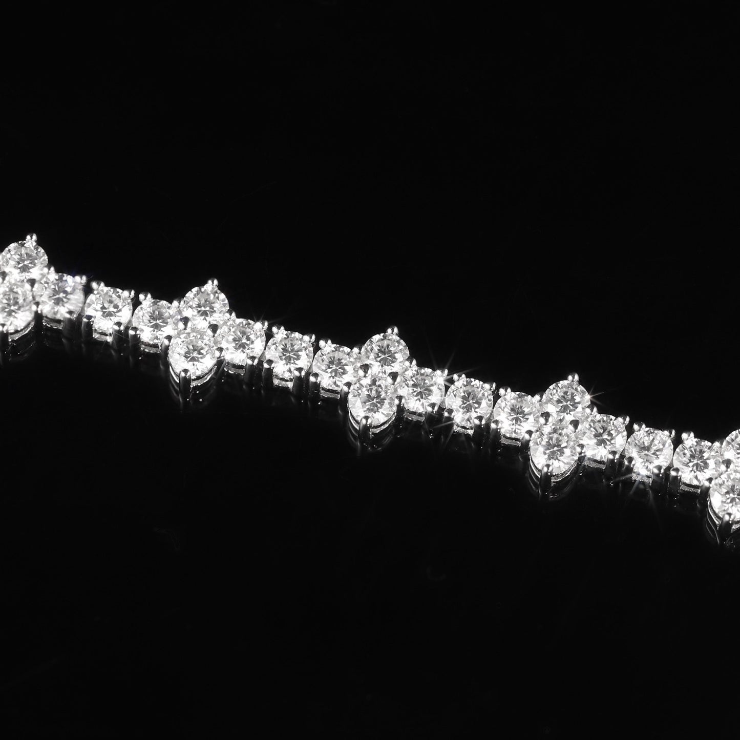 Queen Ariani Moissanite Bracelet