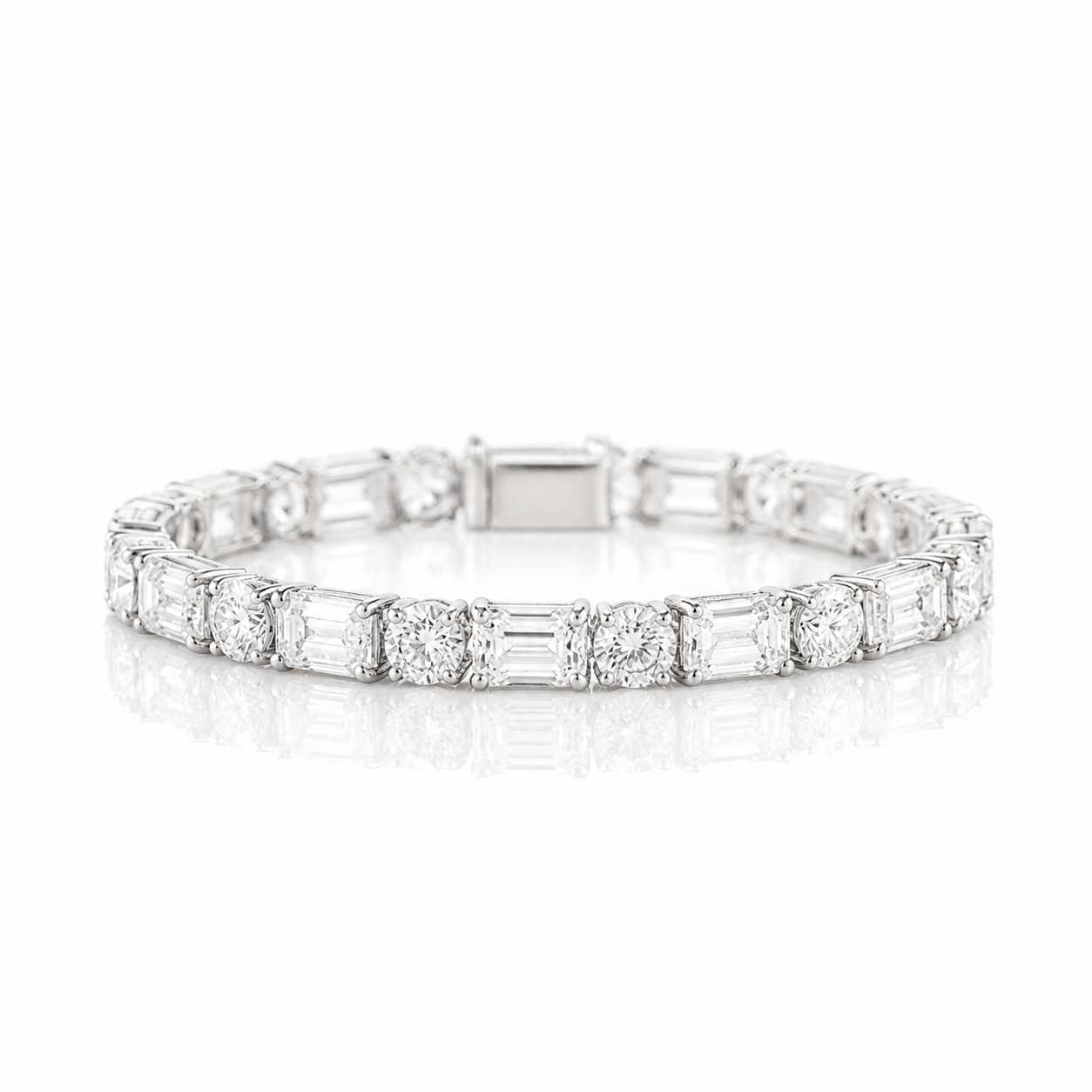 Queen Zavia Moissanite Bracelet