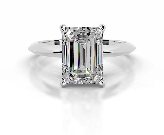 3CT Queen Anastasia Emerald Solitare Moissanite Ring