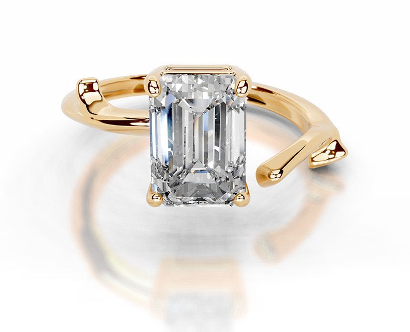 Lily Horizon – Emerald Cut Moissanite Ring