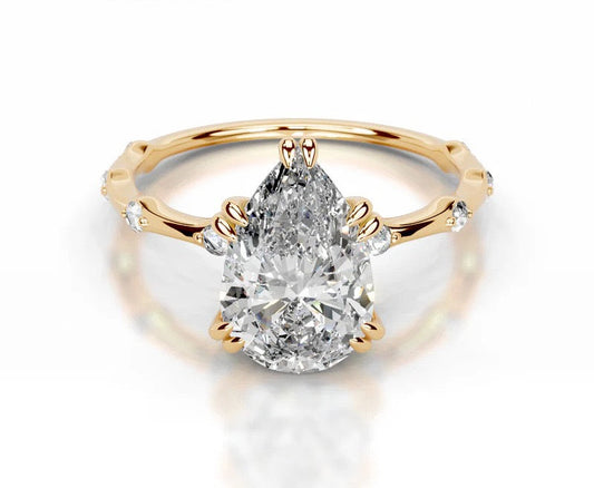 2CT Queen Siti Pear Cut Moissanite Ring