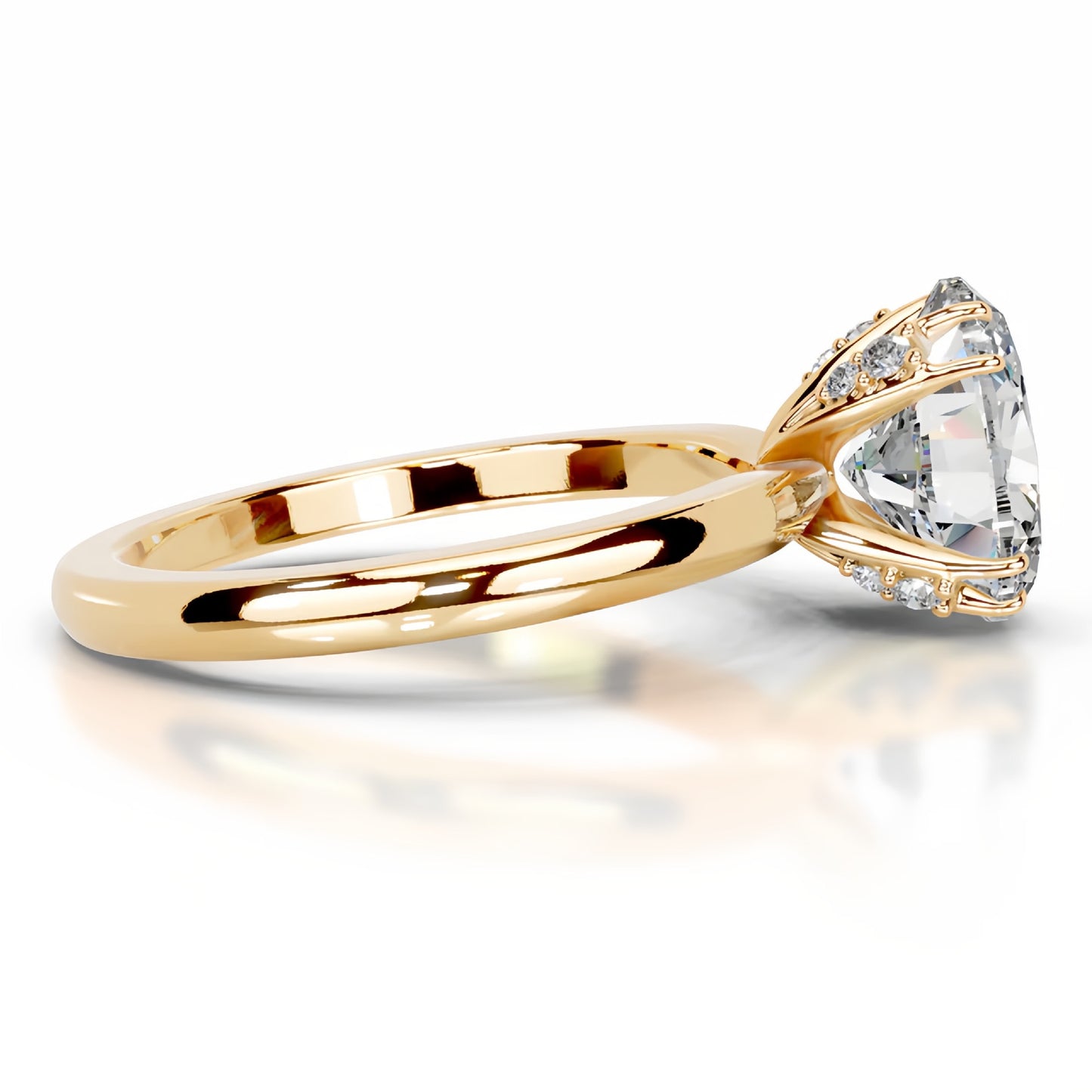 6CT Queen Fazura Oval Moissanite Ring