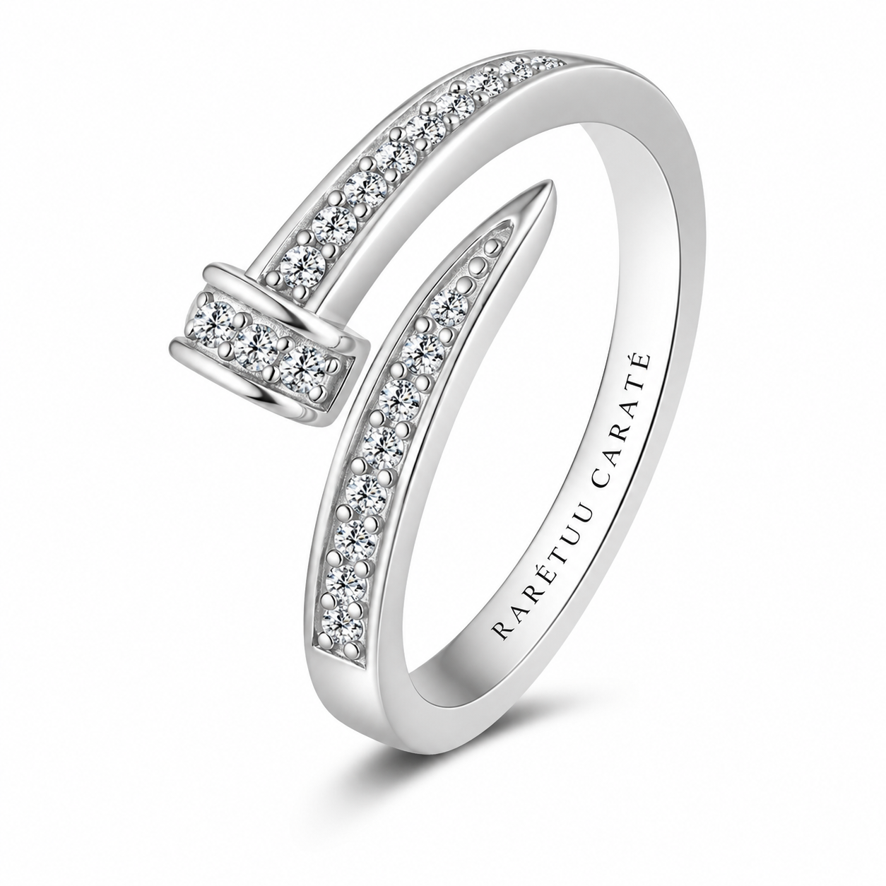 Nailé Moissanite Ring