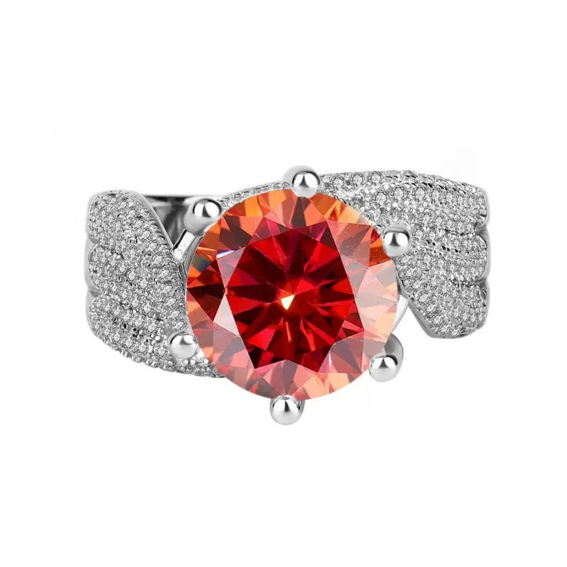 Queen Miera Moissanite Ring