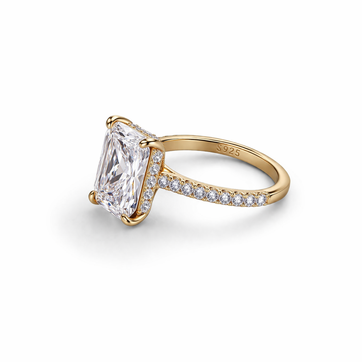 Queen Zulaikha -Radiant Pavé Solitaire