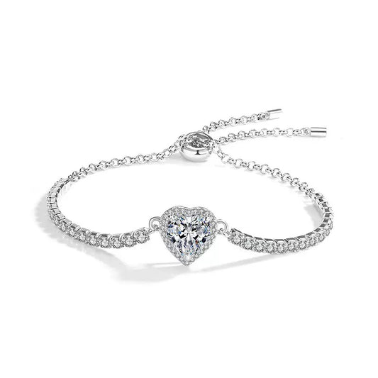 Queen Amara Heart Moissanite Bracelete